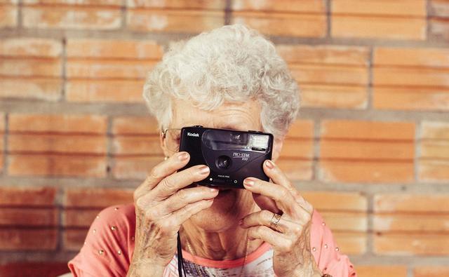 如果是你,你會跟兒女住一起養(yǎng)老嗎?(圖2) 如果是你,你會跟兒女住一起養(yǎng)老嗎?(圖2)