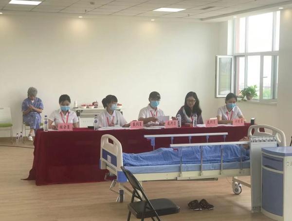 長(zhǎng)春市民政局、市人社局聯(lián)合舉辦 長(zhǎng)春市2021年養(yǎng)老護(hù)理職業(yè)技能競(jìng)賽(圖3)